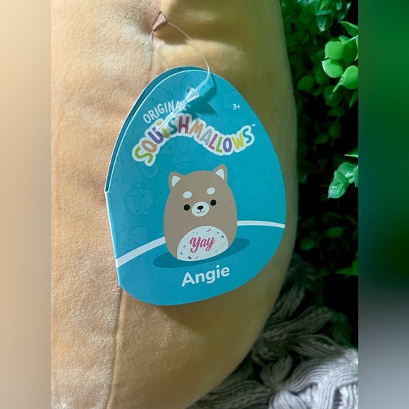 NWT Angie the Shiba Inu Dog with "Yay" 10" Squishmallows - Picture 3 of 6